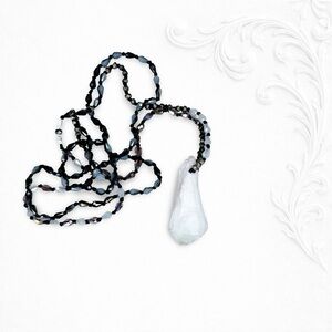 4107. Rainbow Glass and Stone Lariat Necklace